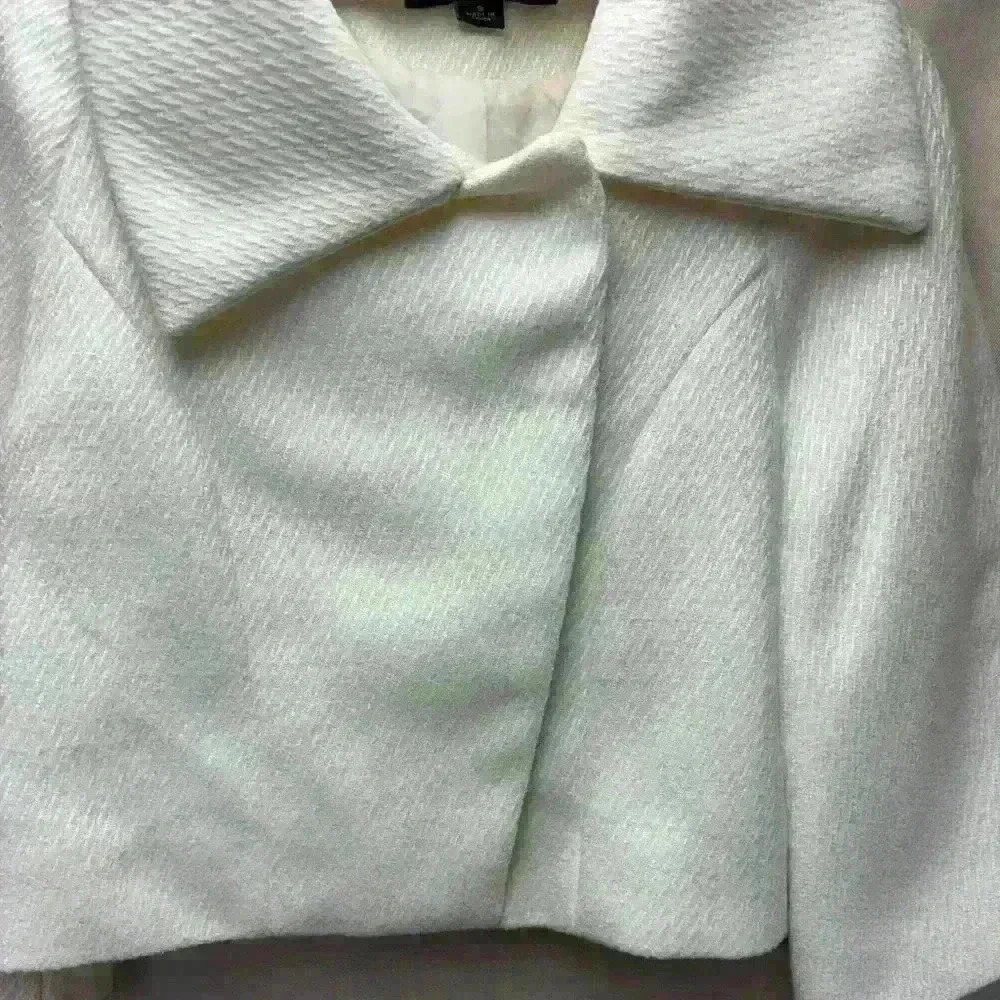 CoffeeShop Cropped Coat Button Lined Size Small Cream Color - Picture 4 of 11